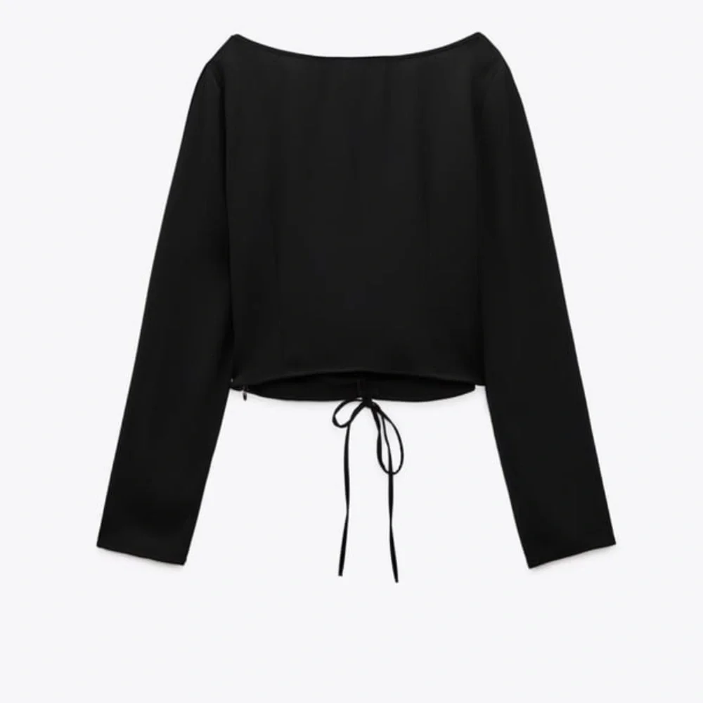 Zara Ruched Cut Out Long Sleeve Top in Black